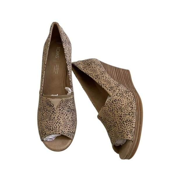 Toms Shoes - TOMS Michelle Peep Toe Stacked Wedge Heel Sand Tiny Cheetah Print Sz 9.5